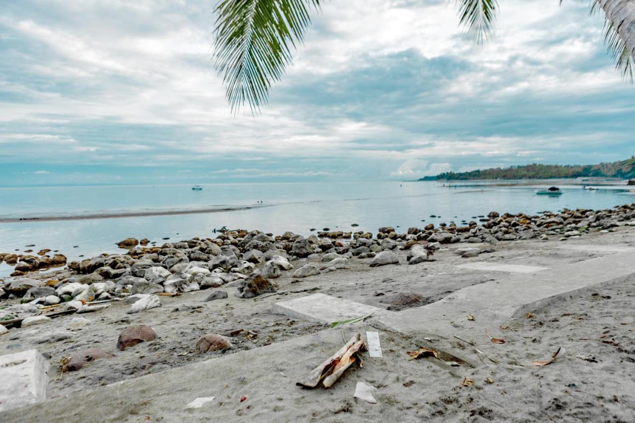 A Villas Resort & Restaurant Zamboanguita  Екстер'єр фото